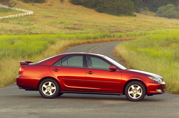 2003 Toyota Camry SE Picture / Pic / Image